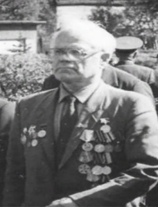 Ястребов Владимир Васильевич.